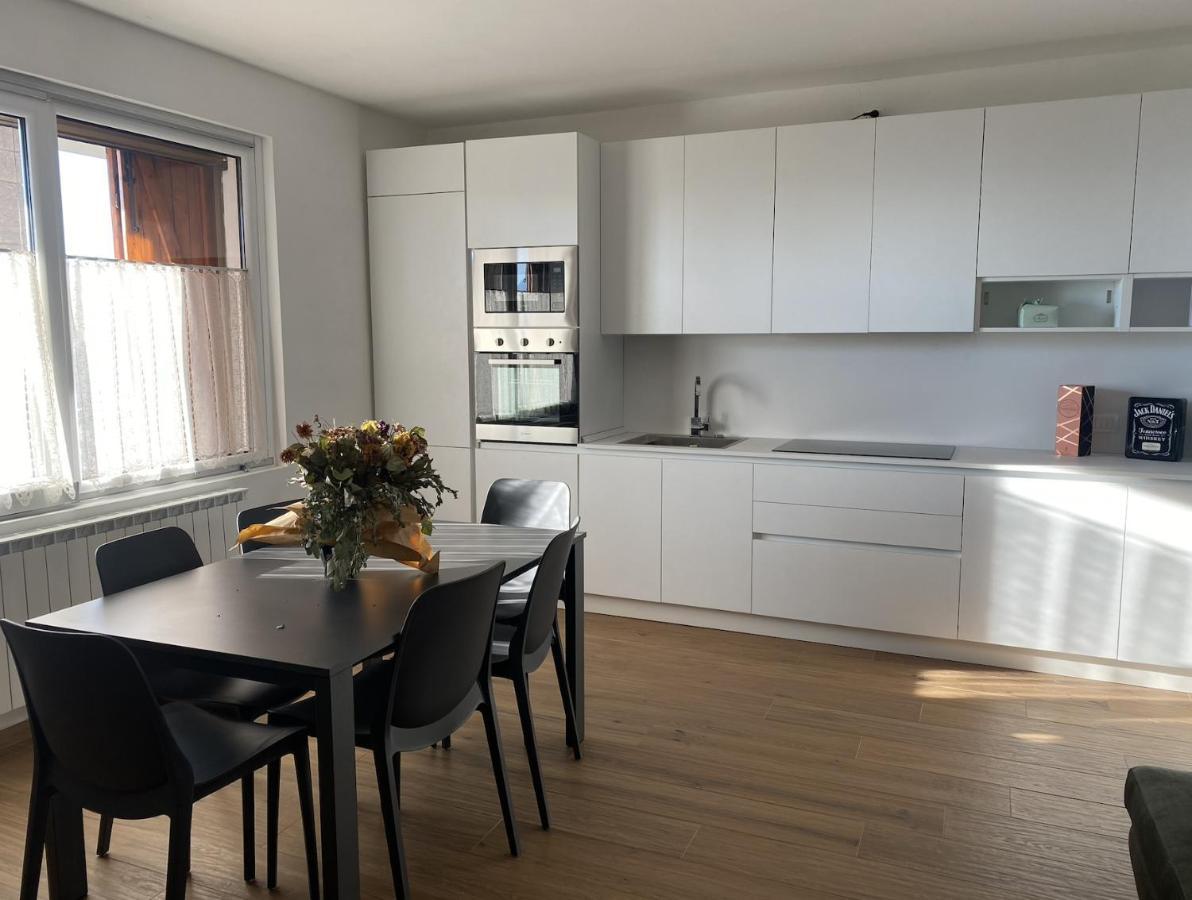 Nuovo Bilocale Apartment San Rocco  Bagian luar foto