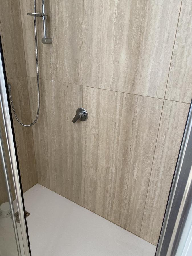 Nuovo Bilocale Apartment San Rocco  Bagian luar foto