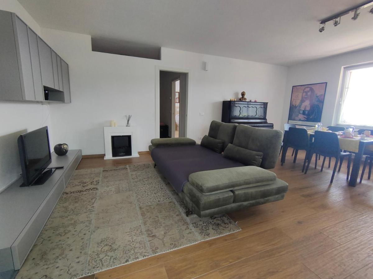 Nuovo Bilocale Apartment San Rocco  Bagian luar foto